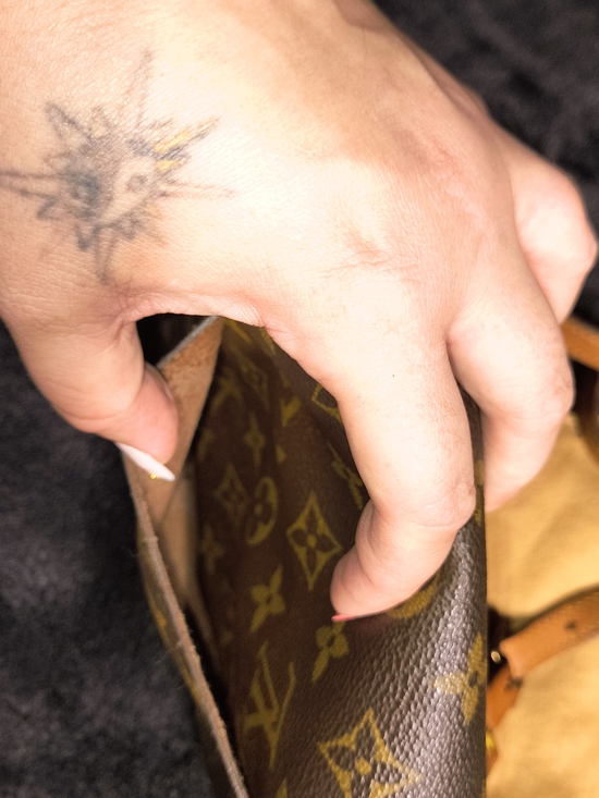 Louis Vuitton Monogram Canvas Mini St.Cloud  Shoulder Bag in Brown/Tan - Picture 6 of 7